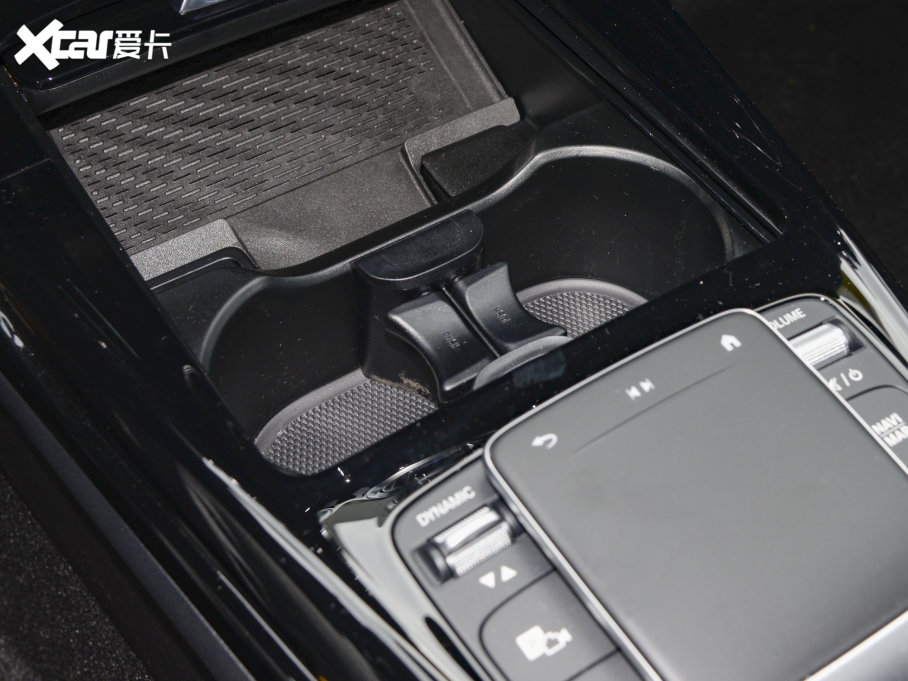 2023YCLAAMG AMG CLA 45 S 4MATIC+