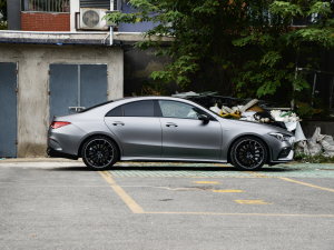 2023款AMG CLA 35 4MATIC 正侧（右）