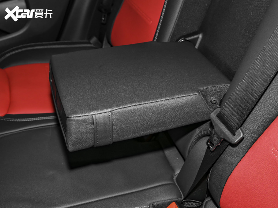 2023YGLA(j)AMG AMG GLA 35 4MATIC