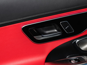 2024Ŀ AMG C 43 4MATIC п؅^