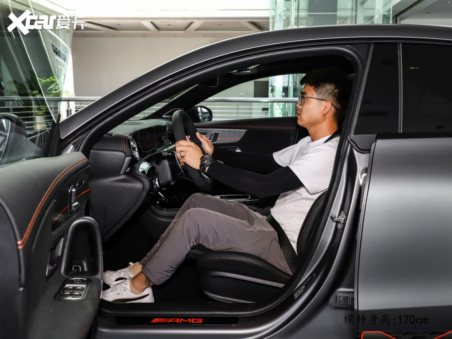 2024YCLAAMG AMG CLA 45 S 4MATIC+ ȼ殔؄e