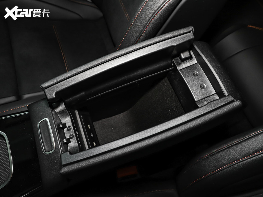 2024YCLAAMG AMG CLA 45 S 4MATIC+ ȼ殔؄e