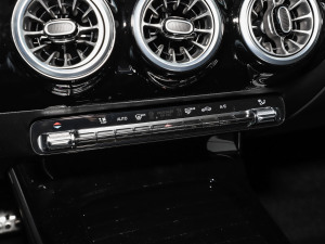 2024AMG CLA 45 S 4MATIC+ ȼ殔؄e п؅^