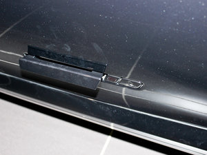 2011A(y)MG SLS (x)(ji)^