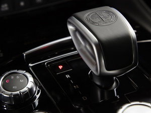 2012��A(y��)MG CLS 63 �п؅^(q��)