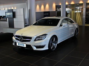 2012��AMG CLS 63 ���w���^