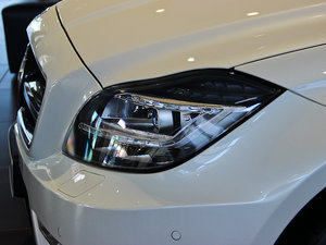 2012��A(y��)MG CLS 63 ��(x��)��(ji��)���^