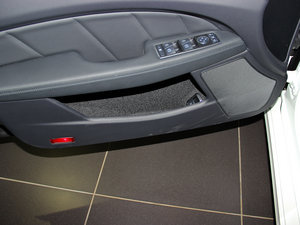 2012��AMG CLS 63 ���g����