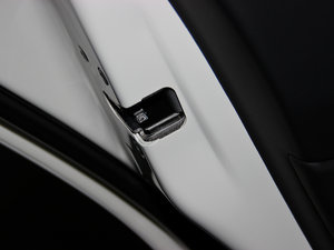 2012��A(y��)MG CLS 63 ���g����