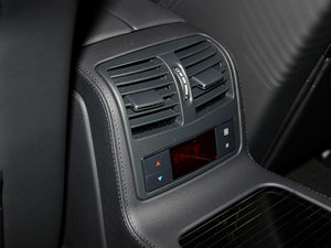 2012��A(y��)MG CLS 63 ���g����