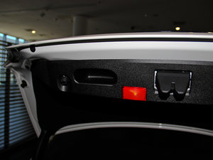 2012��A(y��)MG CLS 63 ���g����