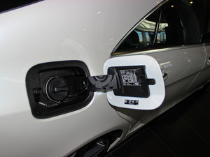 2012��AMG CLS 63 ���g����