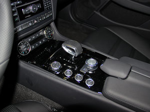 2012��A(y��)MG CLS 63 �п؅^(q��)