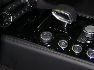 2012��AMG CLS 63 �п؅^