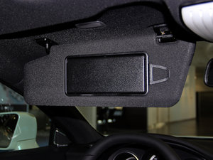 2012��AMG CLS 63 ���g����