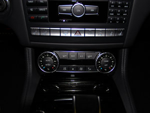 2012��AMG CLS 63 �п؅^