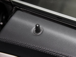 2012��A(y��)MG CLS 63 ���g����