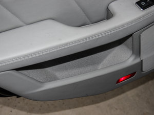 2012��AMG CLS 63 ���g����