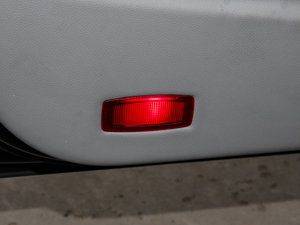 2012��A(y��)MG CLS 63 ���g����