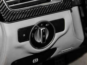 2012��A(y��)MG CLS 63 ���g����