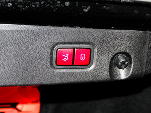 2012��A(y��)MG CLS 63 ���g����