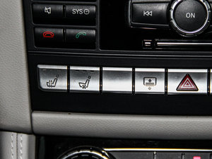 2012��A(y��)MG CLS 63 �п؅^(q��)