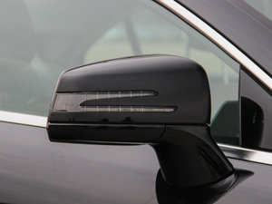 2012��AMG CLS 63 �������^