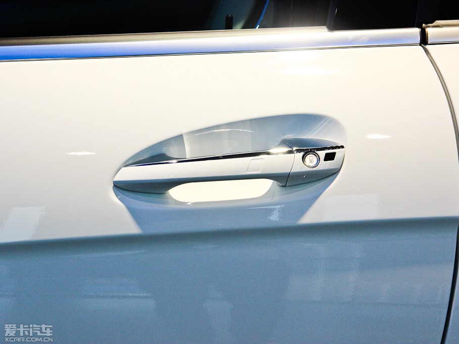 2012YCAMG AMG C 63 CoupeӸа