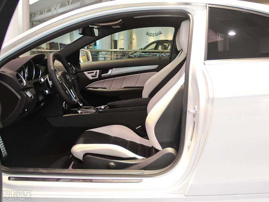 2012YCAMG AMG C 63 CoupeӸа