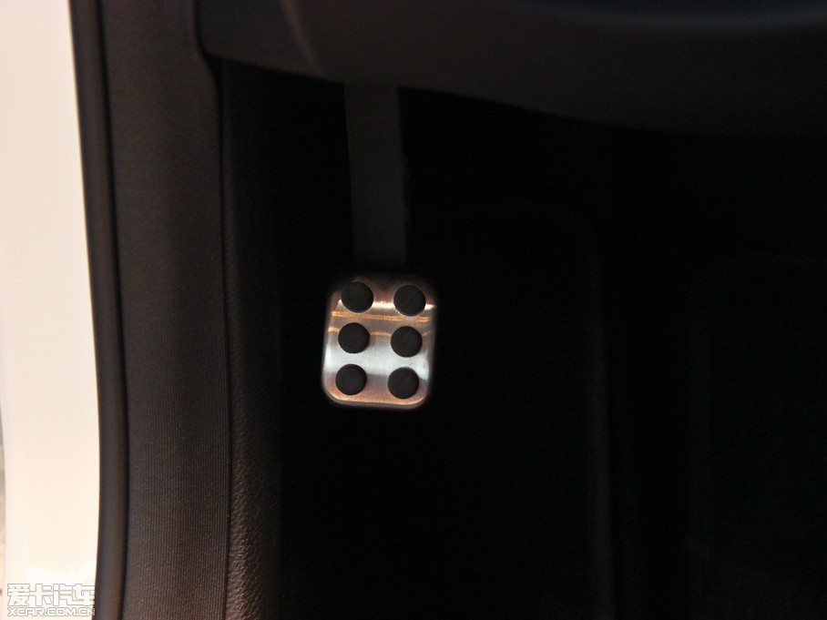 2012YCAMG AMG C 63 CoupeӸа