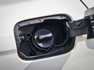 2012AMG C 63 TӸа ^