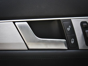 2012AMG C 63 TӸа g