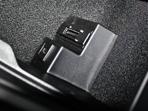 2012AMG C 63 TӸа g