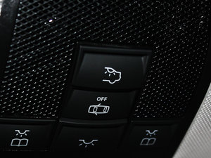 2012AMG C 63 TӸа g