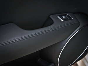 2012AMG C 63 TӸа g