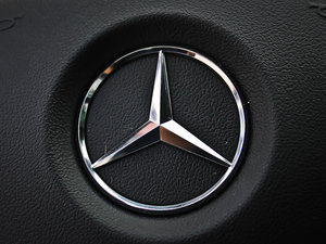 2012AMG C 63 TӸа п؅^