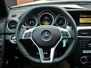 2012AMG C 63 TӸа P