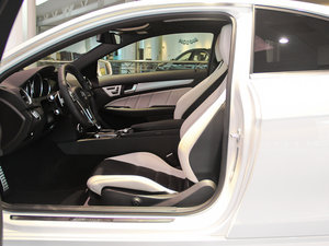 2012AMG C 63 CoupeӸа ǰſg