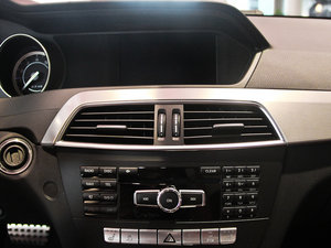 2012AMG C 63 CoupeӸа {L