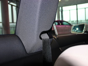 2012AMG C 63 CoupeӸа п؅^