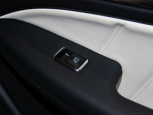 2012AMG C 63 CoupeӸа g