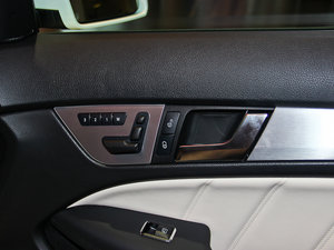 2012AMG C 63 CoupeӸа g