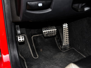 2012AMG C 63 CoupeӸа п؅^