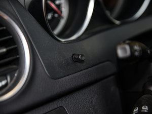 2012A(y)MG C 63 CoupeӸа п؅^(q)