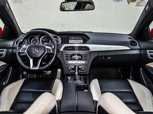 2012A(y)MG C 63 CoupeӸа п؅^(q)