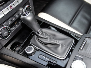 2012A(y)MG C 63 CoupeӸа п؅^(q)