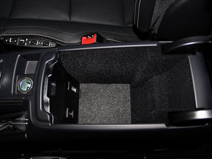 2013AMG G 63 п؅^(q)