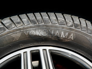 2013A(y)MG G 63 ݆̥Ʒ