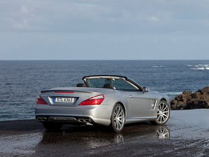 2013��AMG SL 63 ���w���^