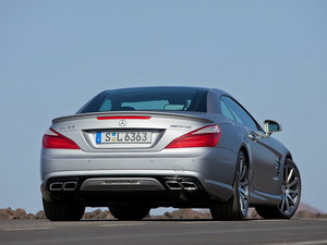 2013��AMG SL 63 ���w���^